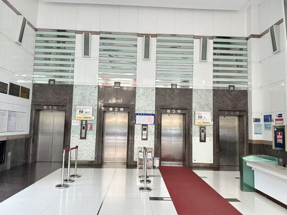 电梯厅1
